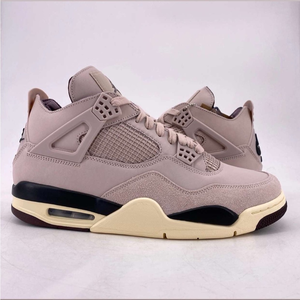 Jordan 4 while you were sleeping brand new Box Damaged but still Firm